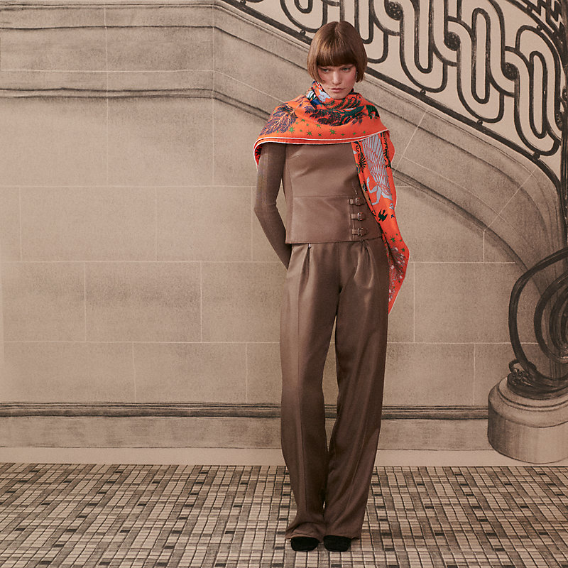 Sous le Charme d'Orphee shawl 140 - Orange | Hermès Mainland China